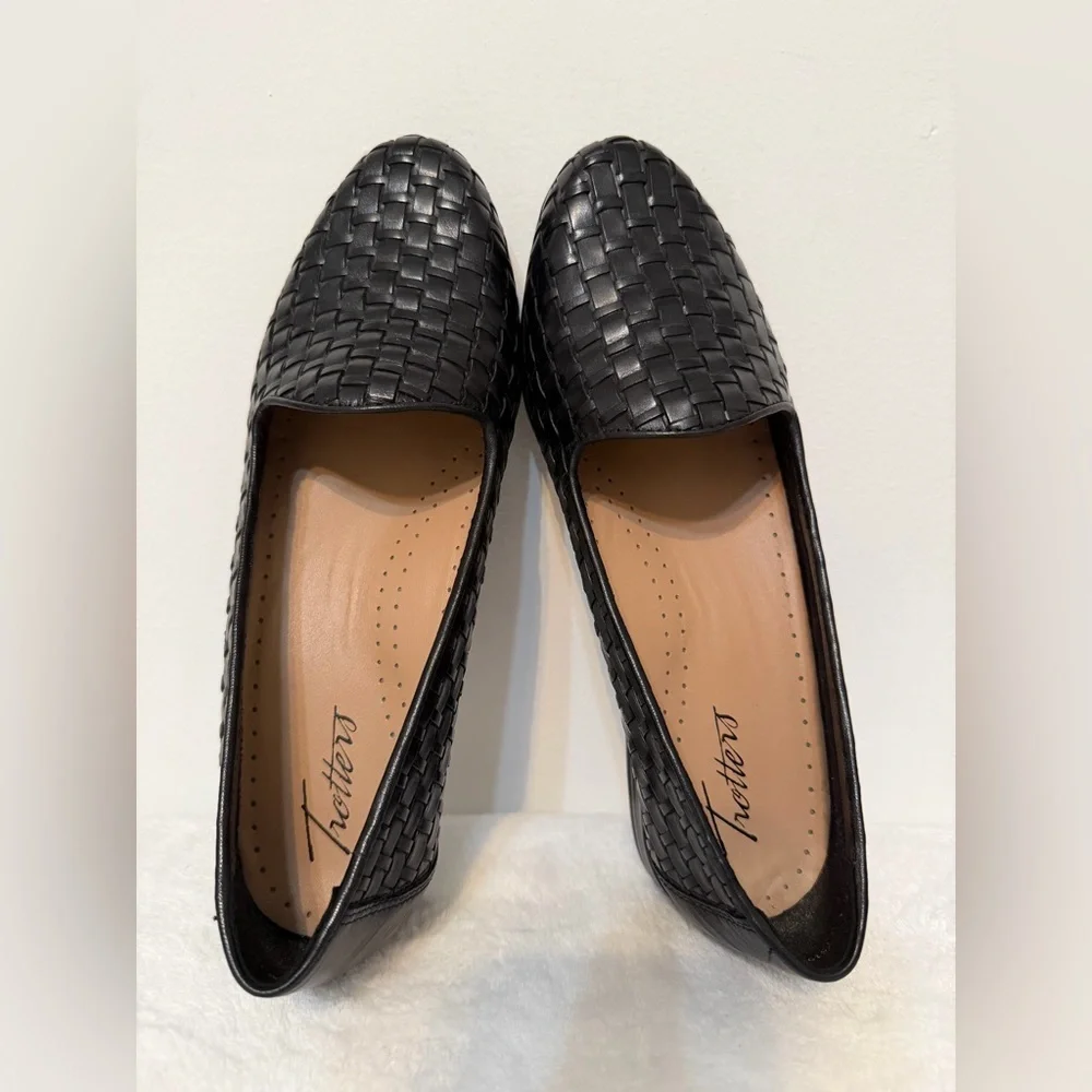 Trotters Black Woven Leather Flats